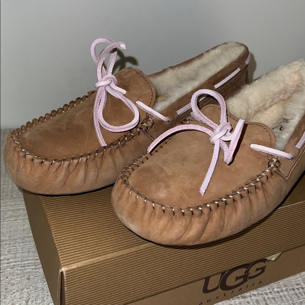 UGG Tan Moccasin Slippers with Light Pink Laces